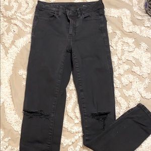 Black skinny jeans
